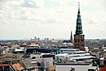 Kopenhagen, Rundetårn - Am Horizont die Öresundbrücke